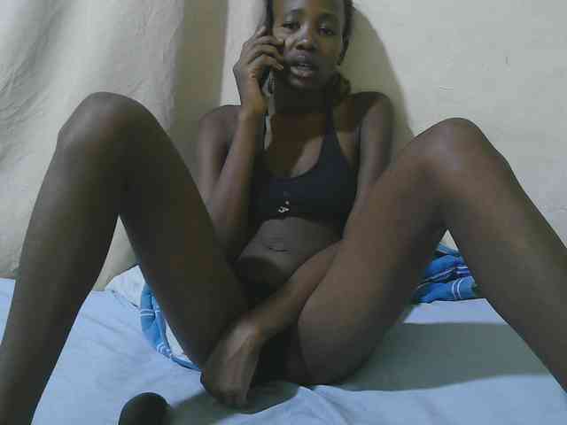 queen-slender webcam