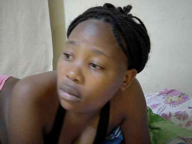 queen-slender webcam