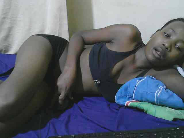 queen-slender webcam