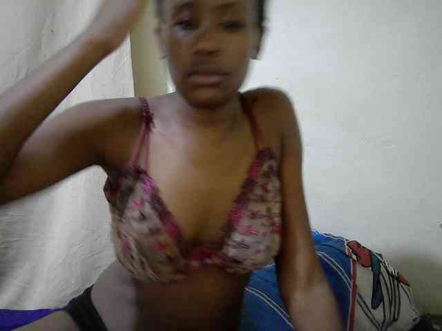queen-slender webcam
