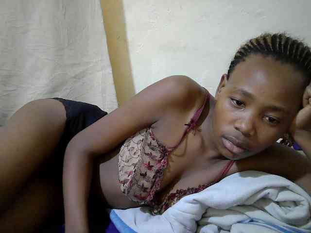 queen-slender webcam