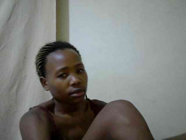 queen-slender webcam