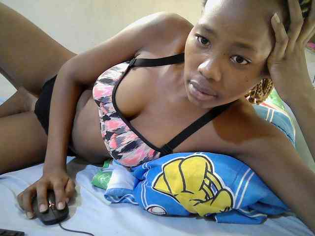 queen-slender webcam
