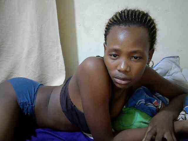 queen-slender webcam