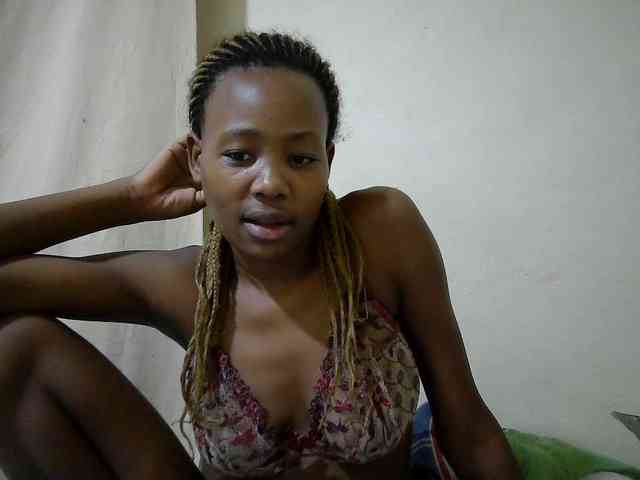 queen-slender webcam