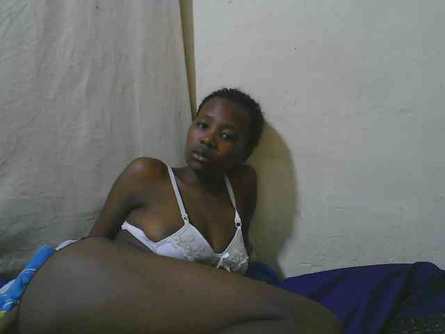 queen-slender webcam