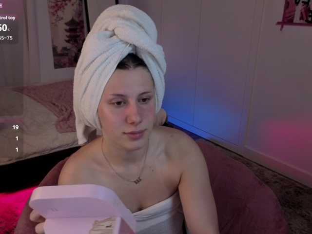 HazelHayes live cam on BongaCams