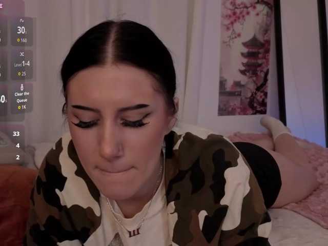 HazelHayes live cam on BongaCams