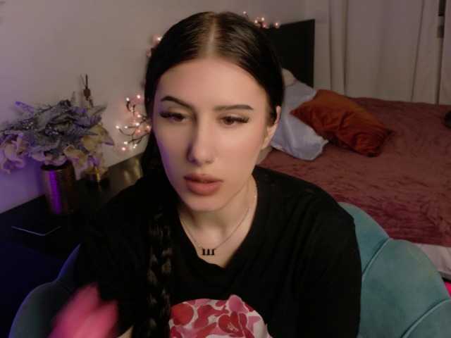 HazelHayes live cam on BongaCams
