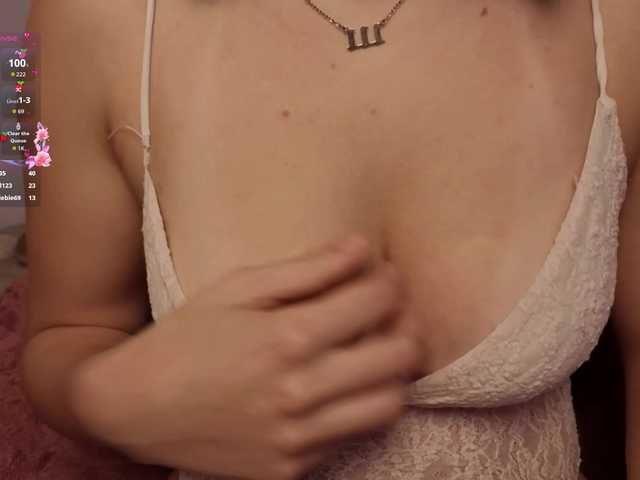 le modèle Hazel777 est en webcam porno dans un show sur le site bongacams, il possède les tags suivants: White/Caucasian,Brunette,Shaved