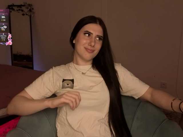 HazelHayes live cam on BongaCams
