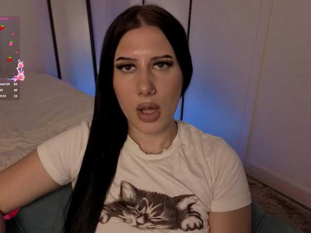 HazelHayes live cam on BongaCams