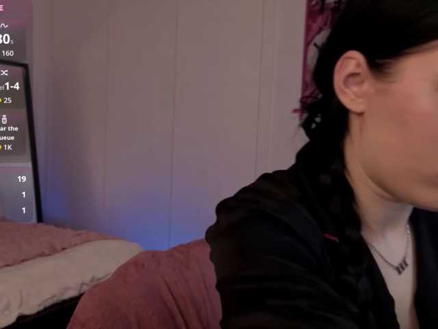 HazelHayes live cam on BongaCams