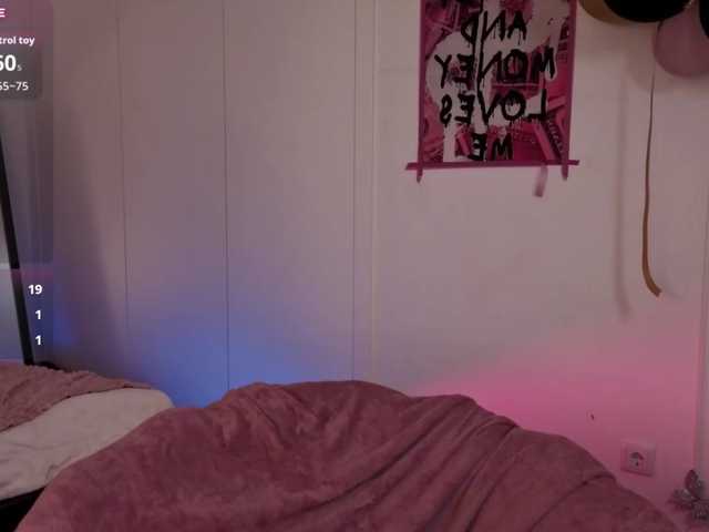 HazelHayes live cam on BongaCams
