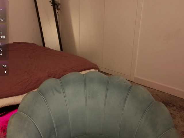 HazelHayes live cam on BongaCams