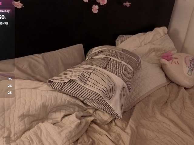 HazelHayes live cam on BongaCams