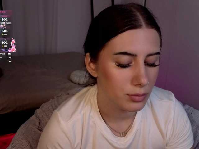 HazelHayes live cam on BongaCams