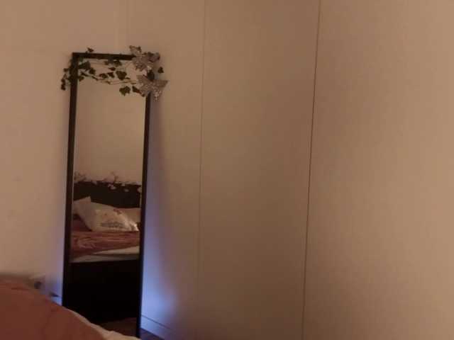 HazelHayes live cam on BongaCams