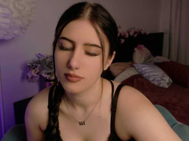 HazelHayes live cam on BongaCams