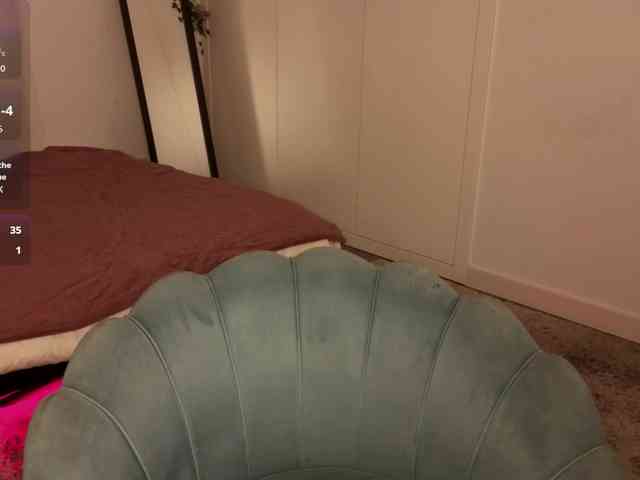 Hazel777 webcam