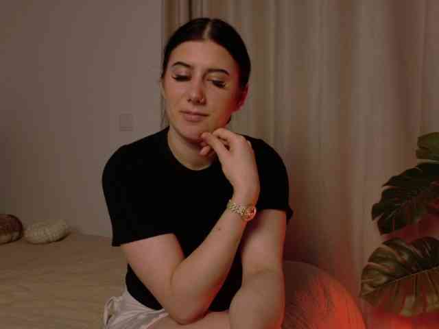Hazel777 webcam