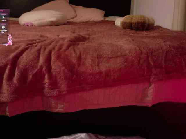 Hazel777 webcam