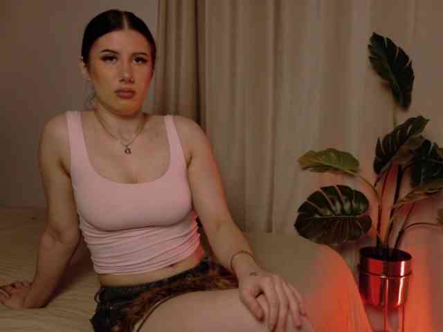 Hazel777 webcam