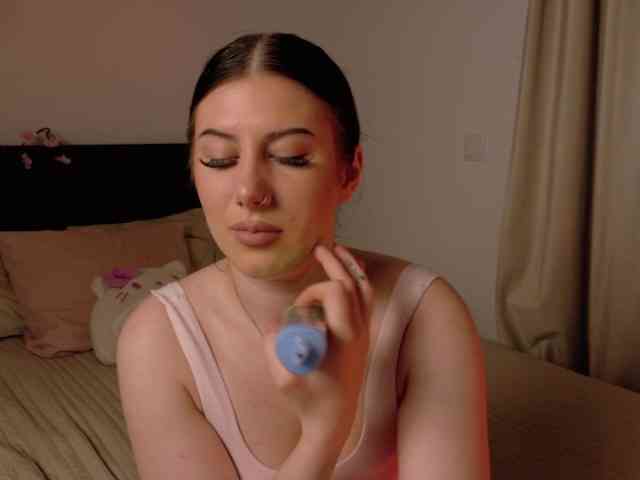 Hazel777 webcam