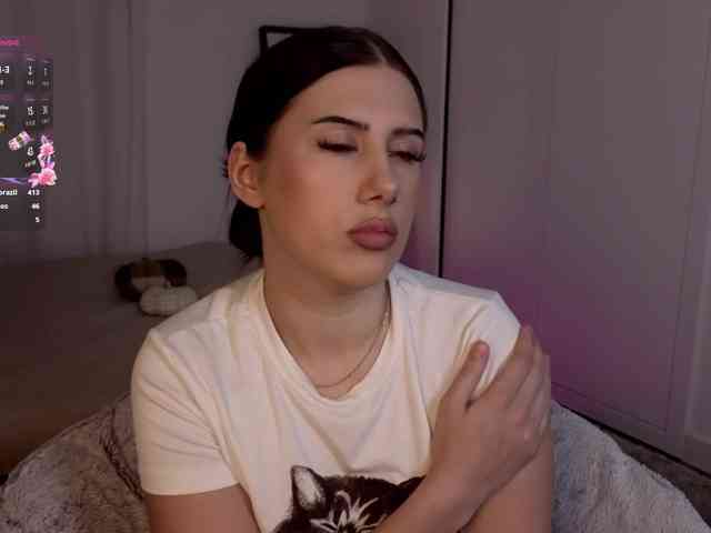 Hazel777 webcam