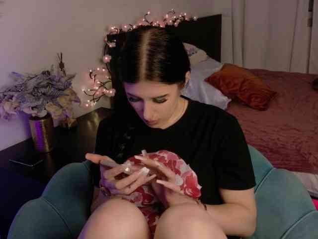 Hazel777 webcam