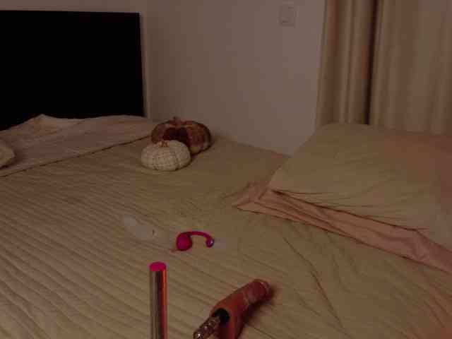Hazel777 webcam
