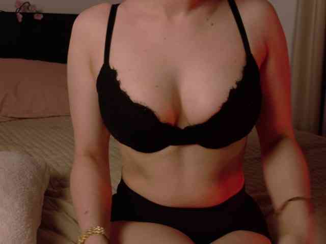 Hazel777 webcam