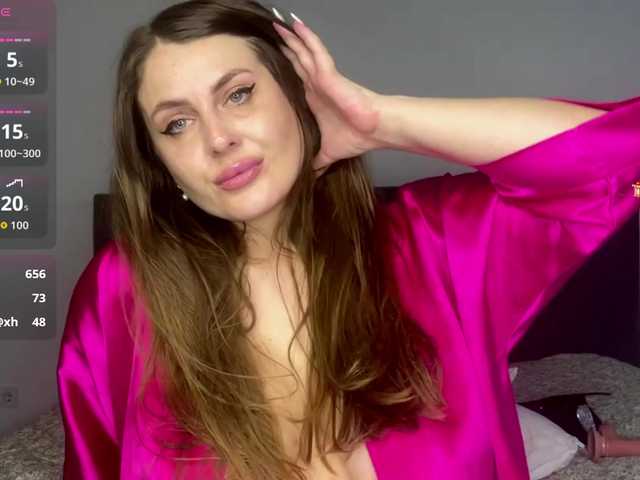 LucyWillow Live Cam on BongaCams