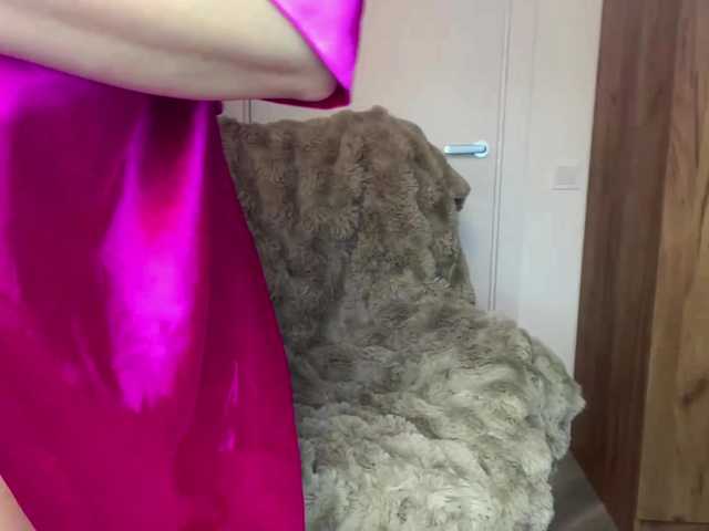 LucyWillow live cam on BongaCams