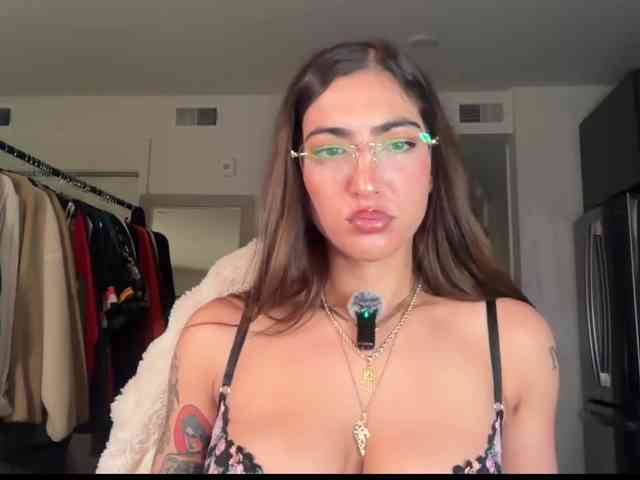 SoftHeatMaria webcam