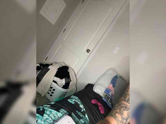 scorpiocouple1216 webcam