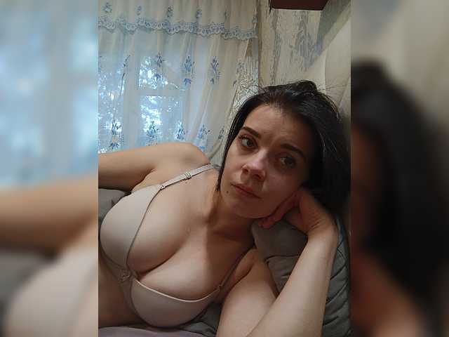 ShellBixAngeLL live cam on BongaCams