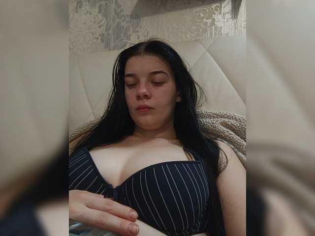ShellBixAngeLL live cam on BongaCams