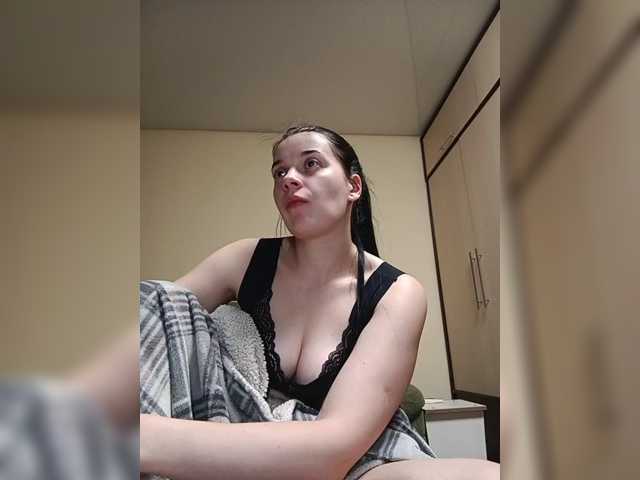 ShellBixAngeLL live cam on BongaCams