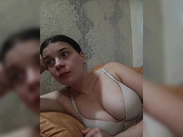 ShellBixAngeLL live cam on BongaCams