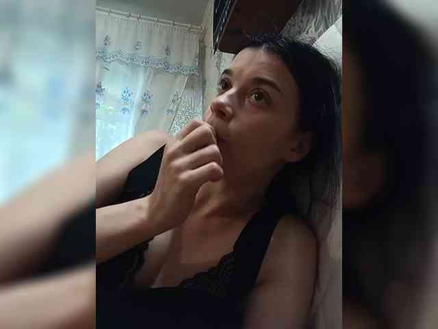 ShellBixAngeLL Live Webcam on BongaCams