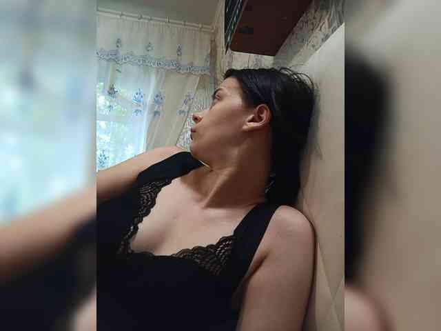 ShellBixAngeLL Live Webcam on BongaCams
