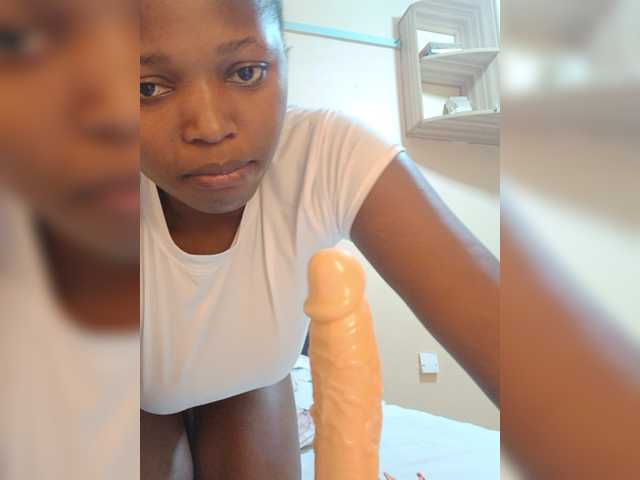 kishacali live cam on BongaCams
