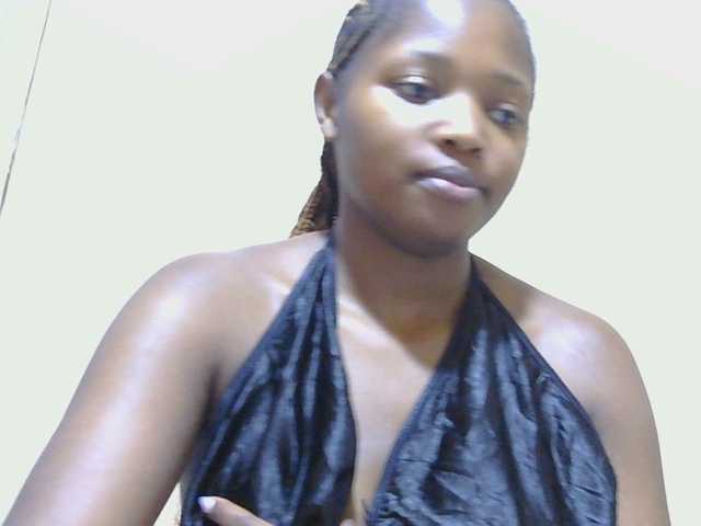 kishacali live cam on BongaCams