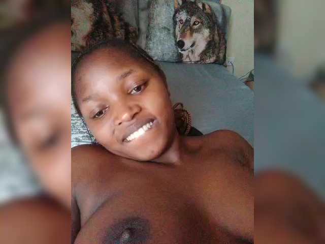 kishacali live cam on BongaCams