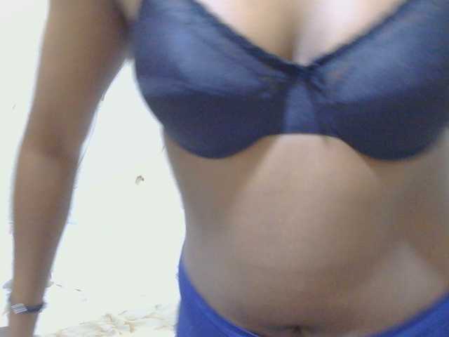 -arianapark- live cam on BongaCams