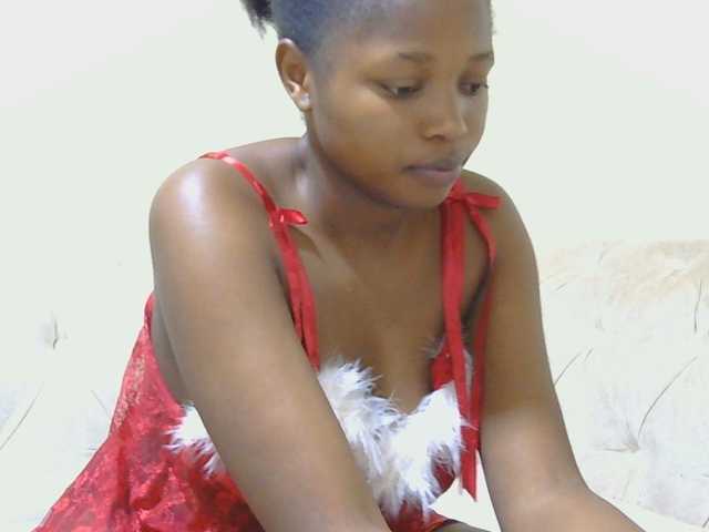 -arianapark- live cam on BongaCams