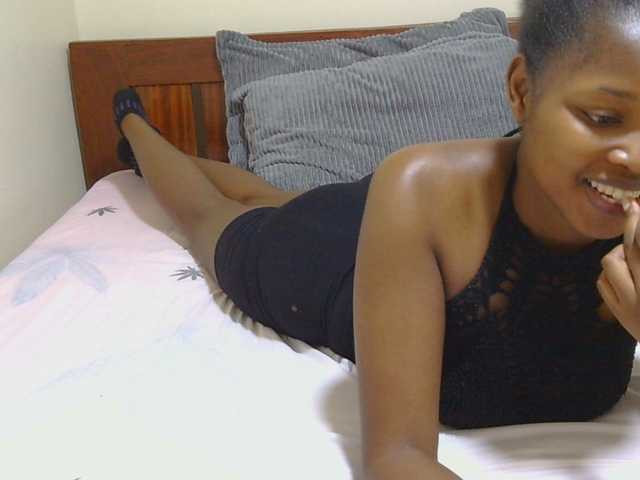 -arianapark- live cam on BongaCams