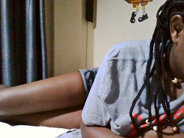 kishacali live cam on BongaCams