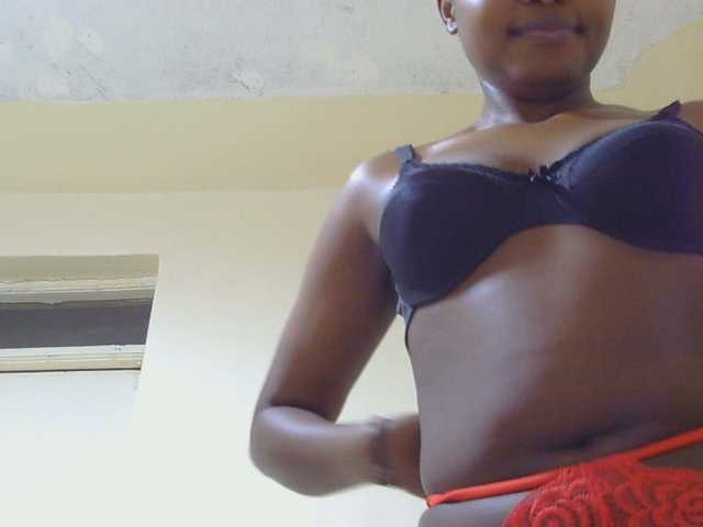 -arianapark- live cam on BongaCams